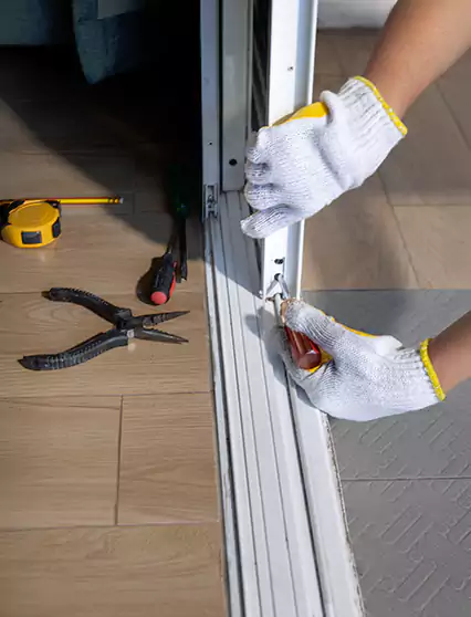 Professional Sliding Door Rollers Repair Services in Davie, FL